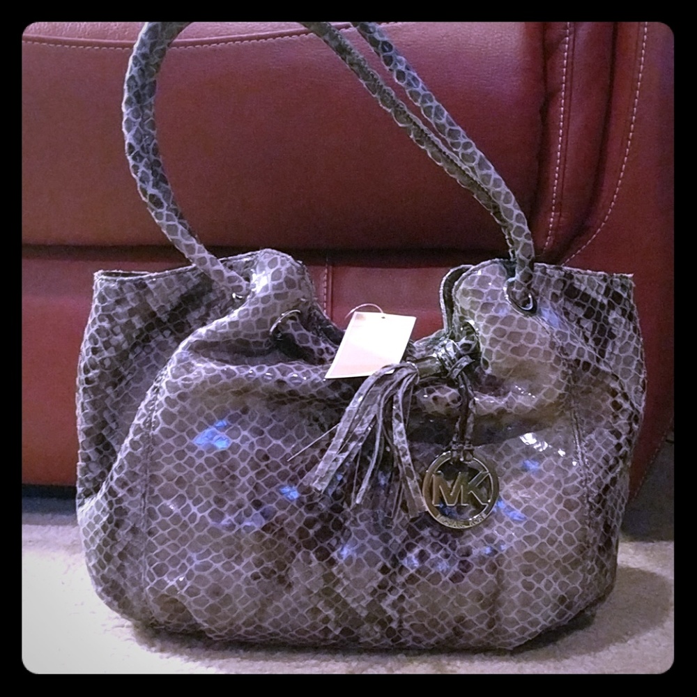 Michael Kors hand bag